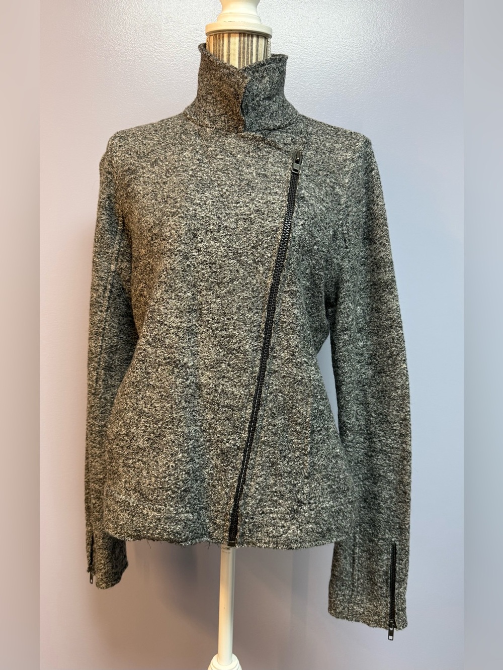 Tahari Heather Gray Asymmetrical full Zip Women's wool blend Moto Jacket M